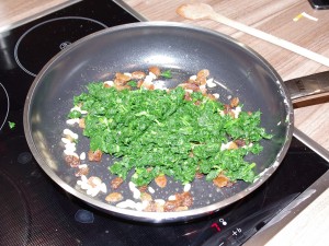 8-frittata-con-spinaci-pinoli-sultanine