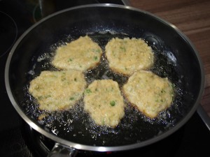 Kartoffel Frikadellen mit Minze (10)